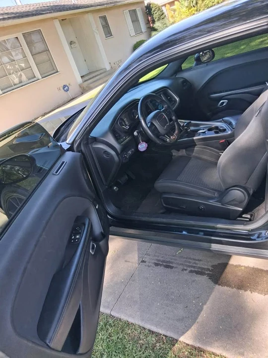 2017 Dodge Challenger 3rd Gen - Image 7 of 9