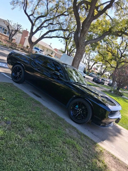 2017 Dodge Challenger 3rd Gen - Image 4 of 9