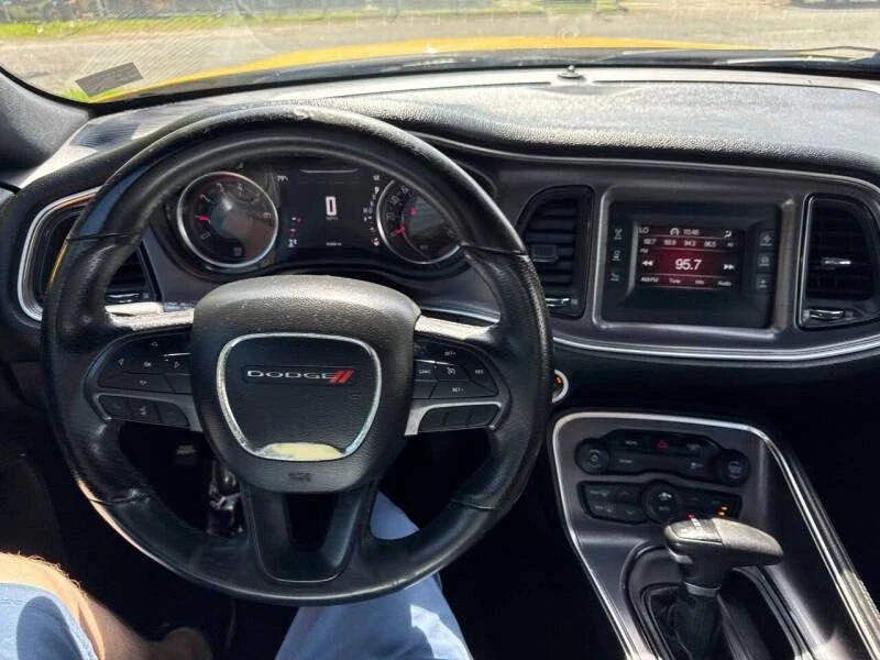 2017 Dodge Challenger 3rd Gen - Image 10 of 15