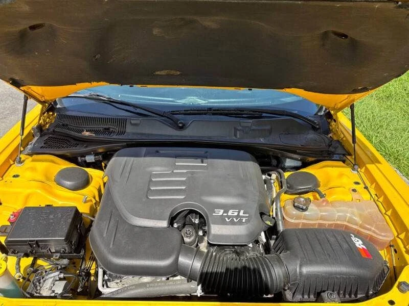 2017 Dodge Challenger 3rd Gen - Image 4 of 15