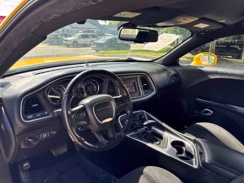 2017 Dodge Challenger 3rd Gen - Image 9 of 15