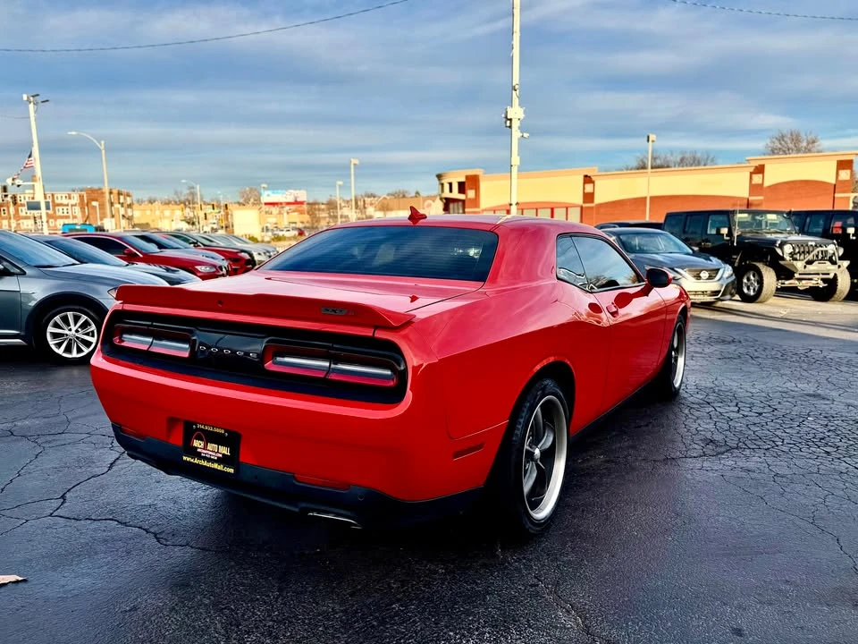 2017 Dodge Challenger 3rd Gen - Image 6 of 15