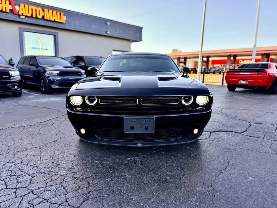 2017 Dodge Challenger 3rd Gen - Image 8 of 12