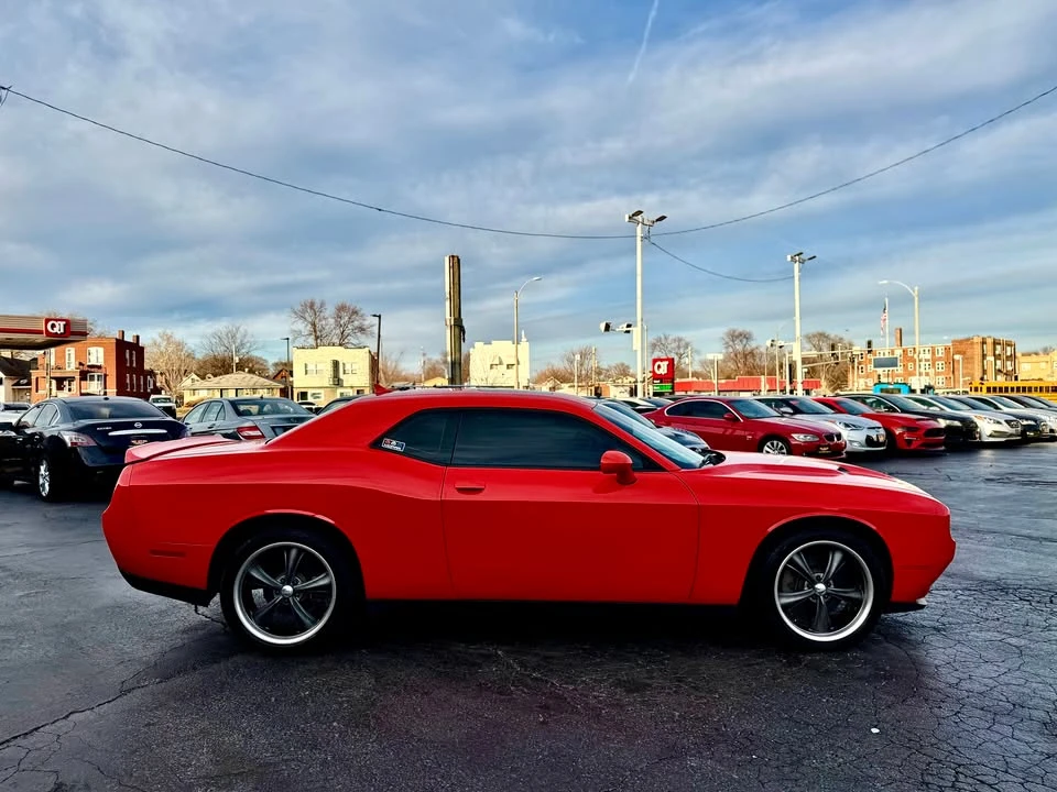 2017 Dodge Challenger 3rd Gen - Image 7 of 15