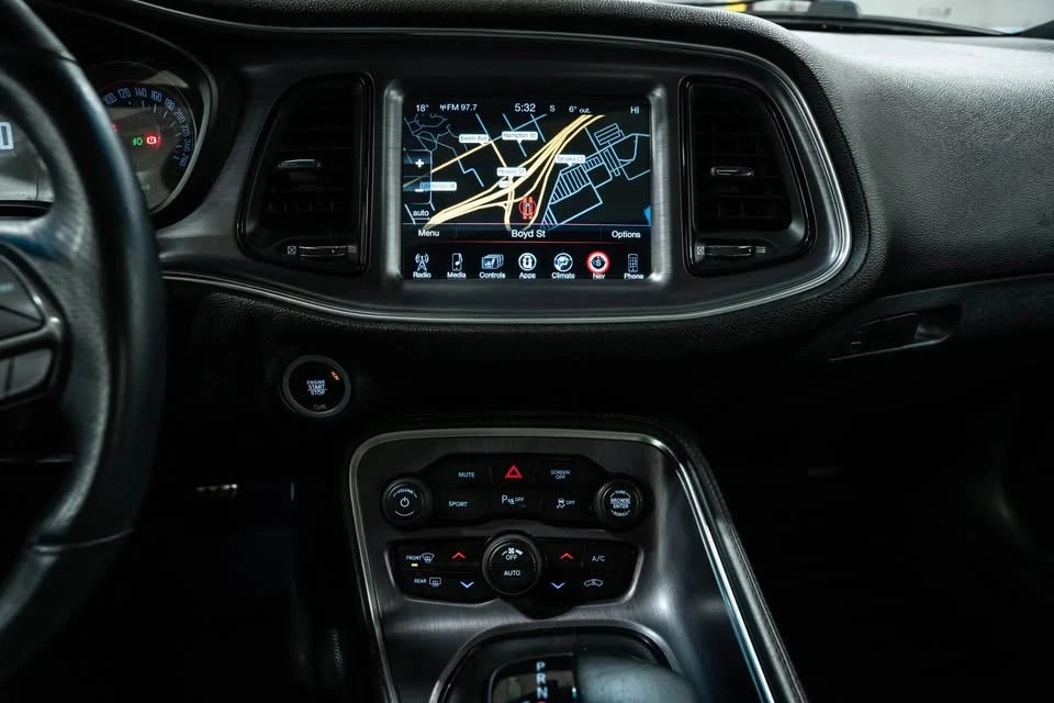 2017 Dodge Challenger 3rd Gen - Image 6 of 14