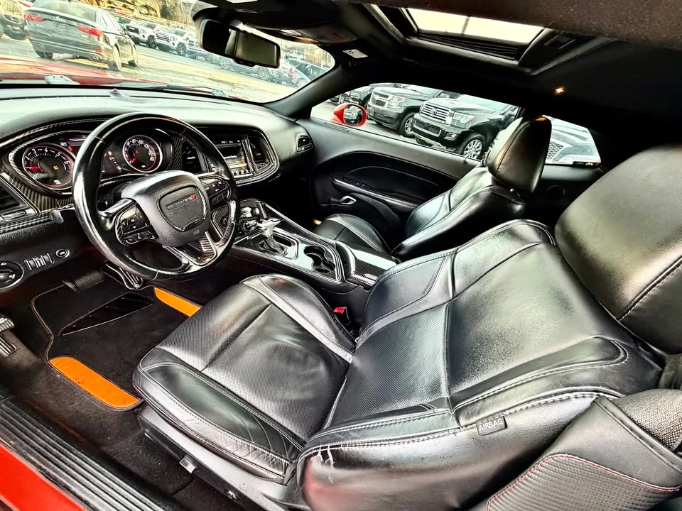 2017 Dodge Challenger 3rd Gen - Image 11 of 15
