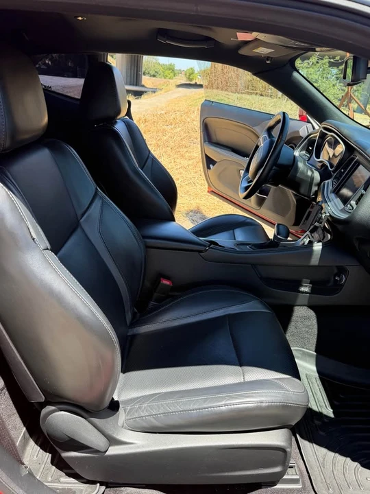 2017 Dodge Challenger 3rd Gen - Image 5 of 11