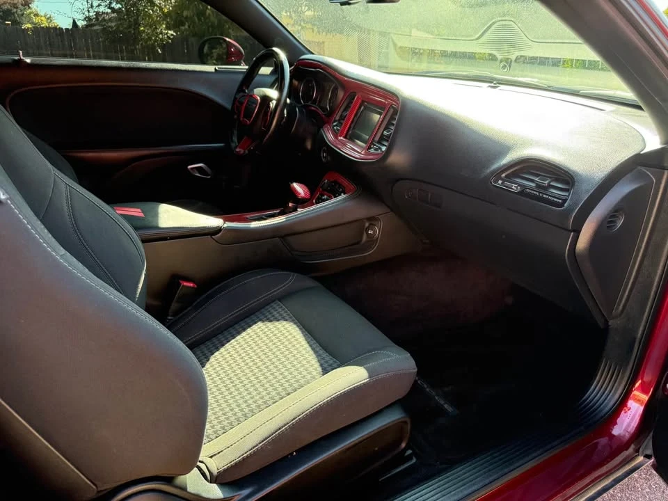 2017 Dodge Challenger 3rd Gen - Image 5 of 6