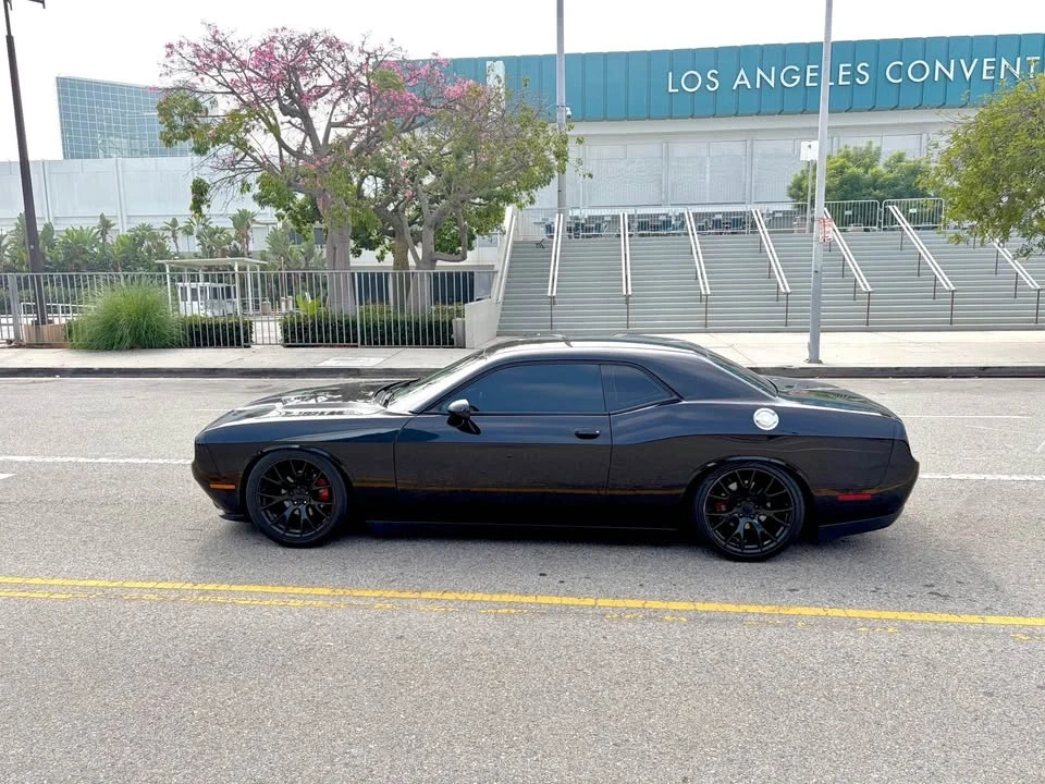 2017 Dodge Challenger 3rd Gen - Image 9 of 14