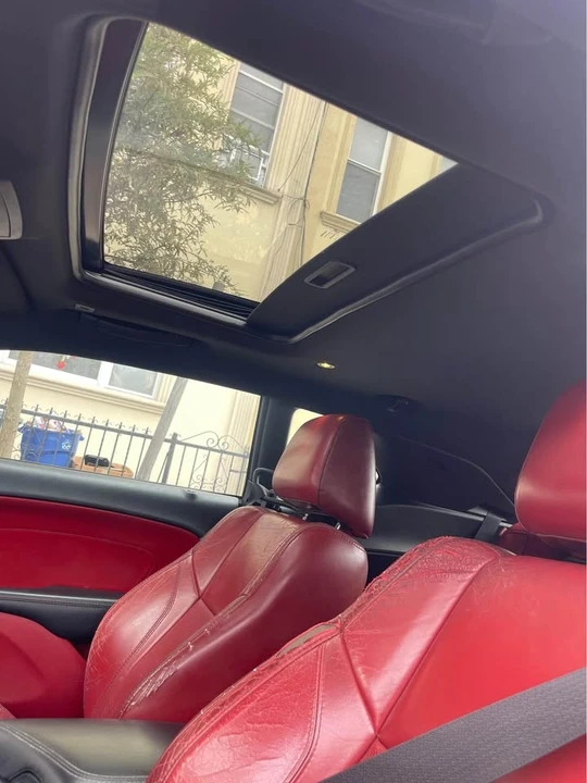 2017 Dodge Challenger 3rd Gen - Image 7 of 8
