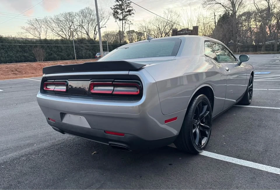 2017 Dodge Challenger 3rd Gen - Image 8 of 16