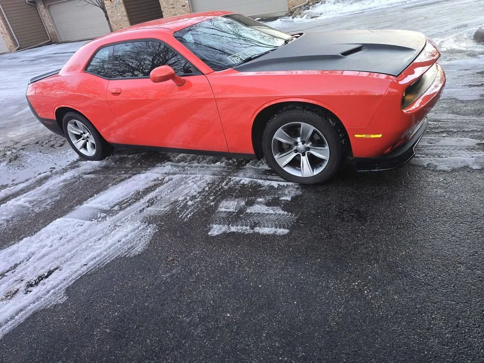 2017 Dodge Challenger 3rd Gen - Image 3 of 8