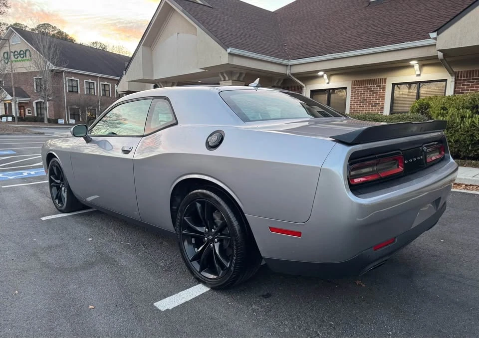 2017 Dodge Challenger 3rd Gen - Image 10 of 16