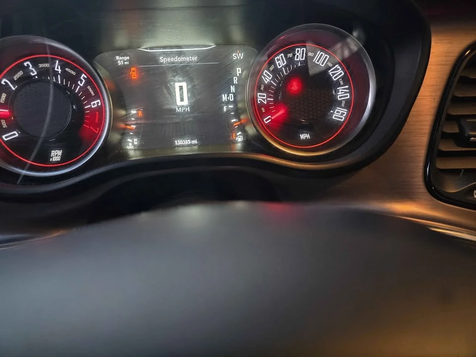 2017 Dodge Challenger 3rd Gen - Image 5 of 8