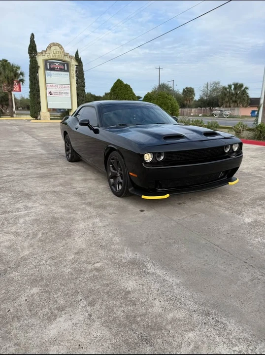 2017 Dodge Challenger 3rd Gen - Image 3 of 13