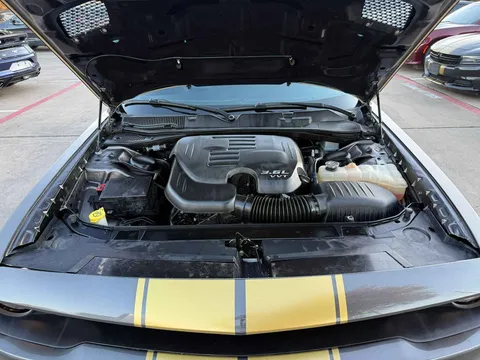 2017 Dodge Challenger SXT Plus Coupe