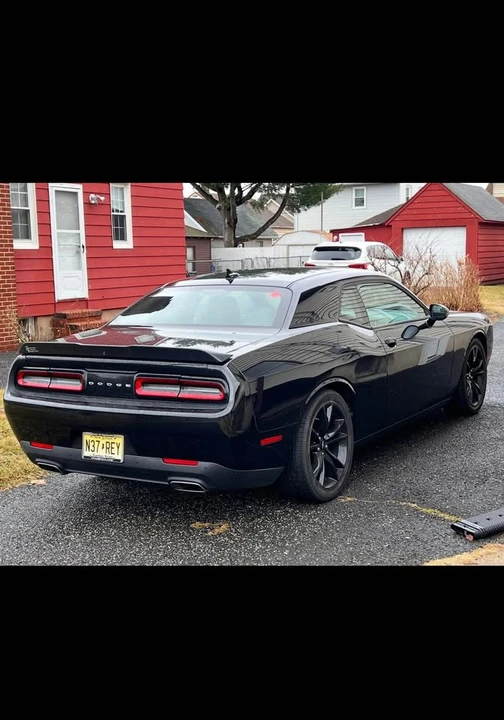 2017 Dodge Challenger 3rd Gen - Image 3 of 7