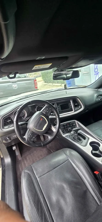 2017 Dodge Challenger 3rd Gen - Image 8 of 15