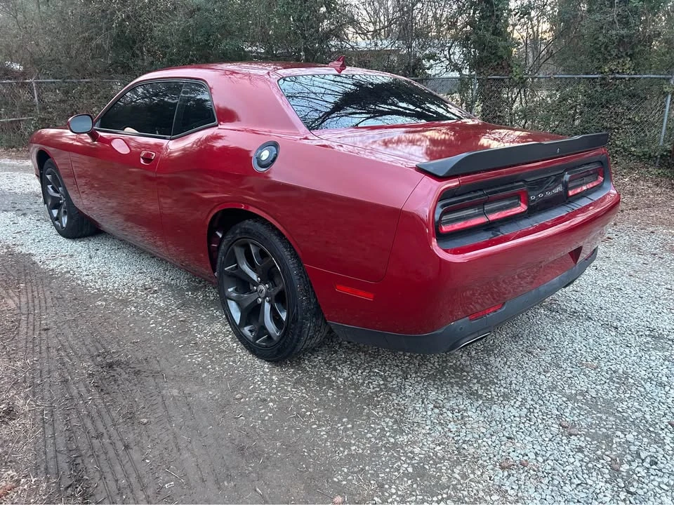 2017 Dodge Challenger 3rd Gen - Image 5 of 12