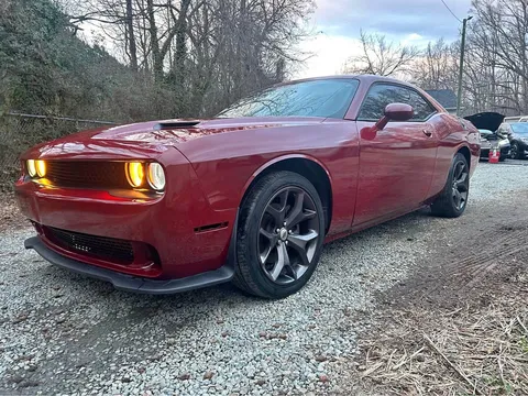 2017 Dodge Challenger SXT Plus Coupe