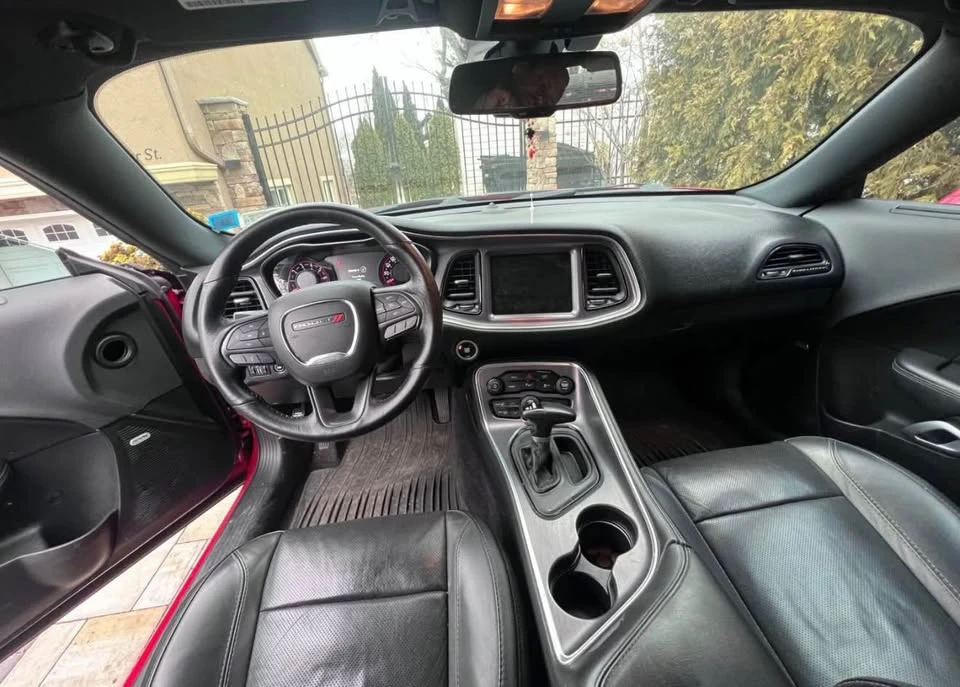 2017 Dodge Challenger 3rd Gen - Image 4 of 11