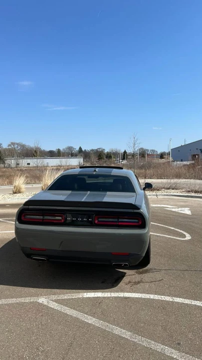 2017 Dodge Challenger 3rd Gen - Image 6 of 19