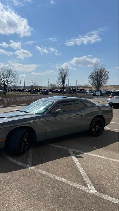 2017 Dodge Challenger 3rd Gen - Image 9 of 19