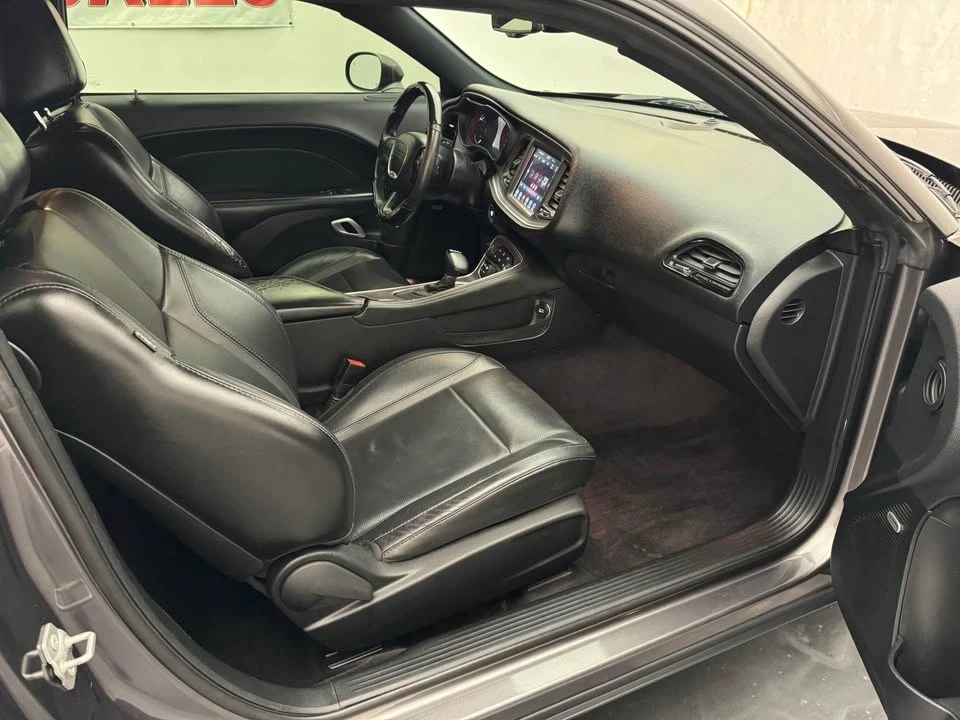 2017 Dodge Challenger 3rd Gen - Image 6 of 17