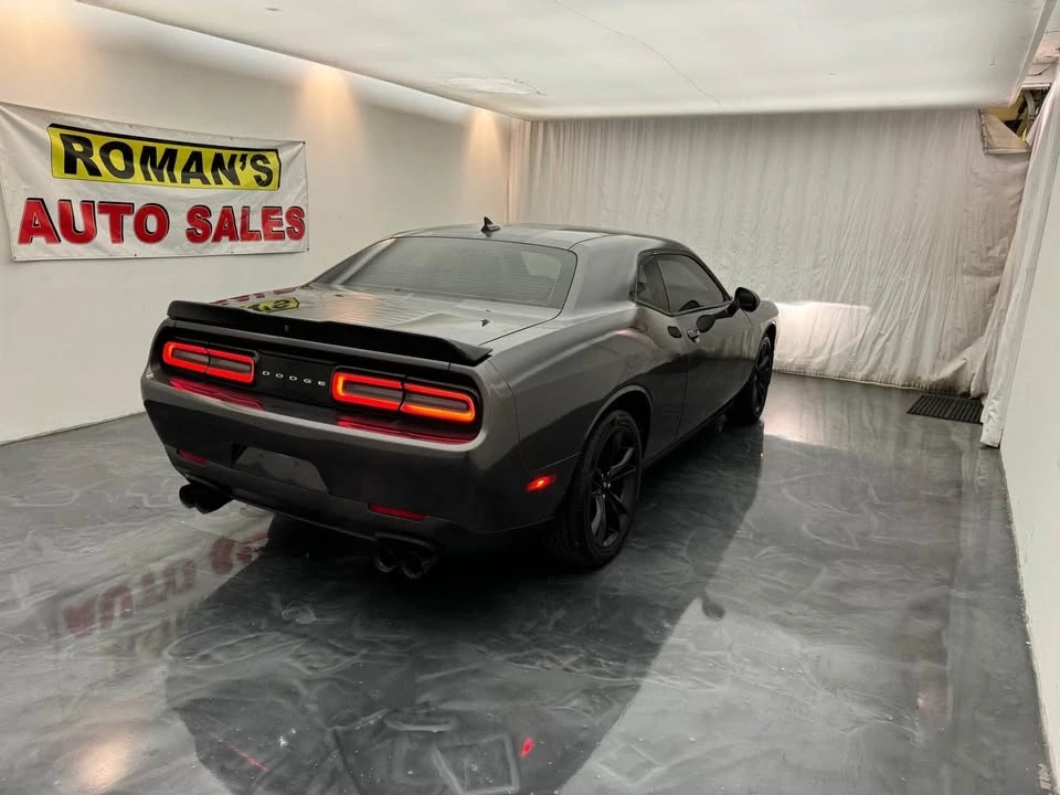 2017 Dodge Challenger 3rd Gen - Image 4 of 17