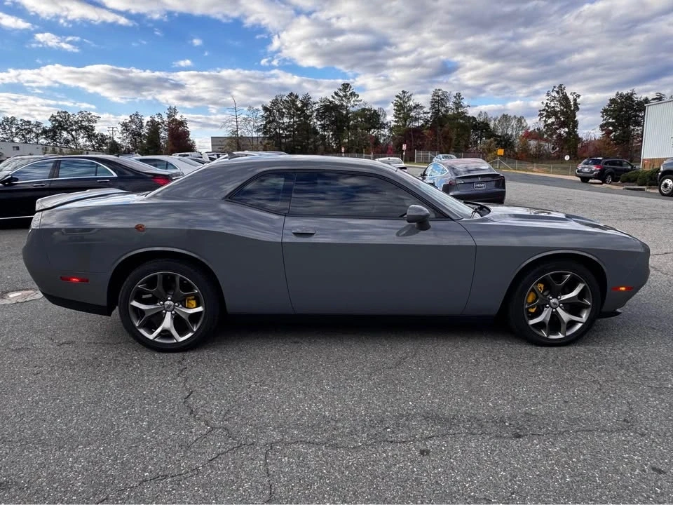 2017 Dodge Challenger 3rd Gen - Image 6 of 11