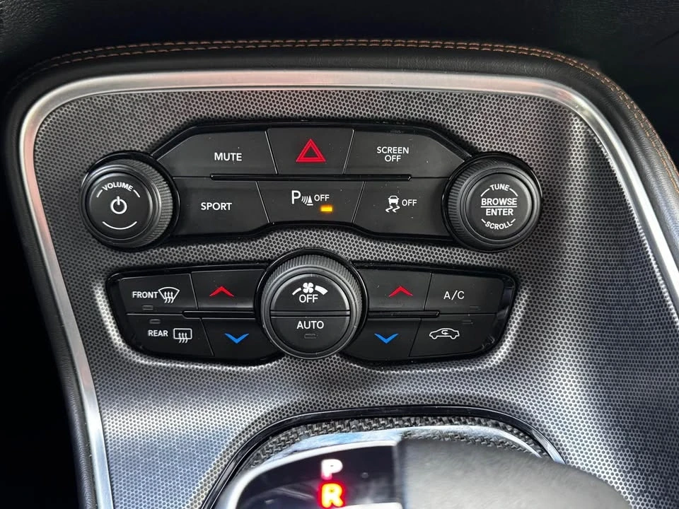 2017 Dodge Challenger 3rd Gen - Image 9 of 11