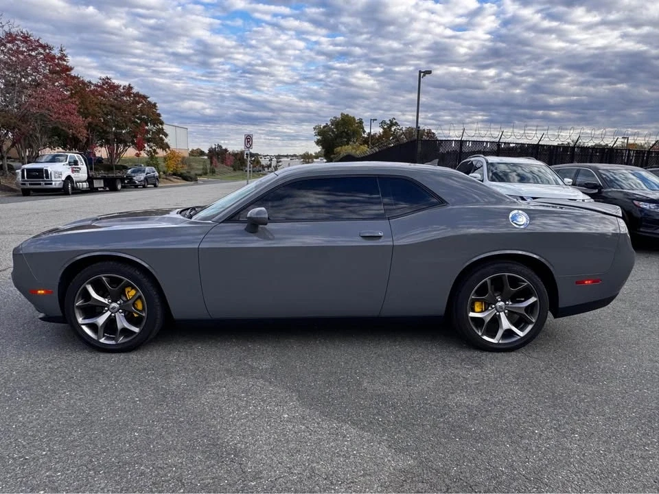 2017 Dodge Challenger 3rd Gen - Image 5 of 11