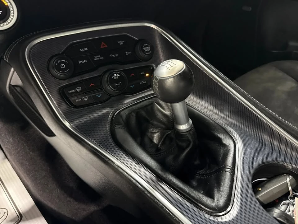 2017 Dodge Challenger SRT8 & 392 3rd Gen - Image 15 of 20