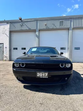 2017 Dodge Challenger SXT Plus