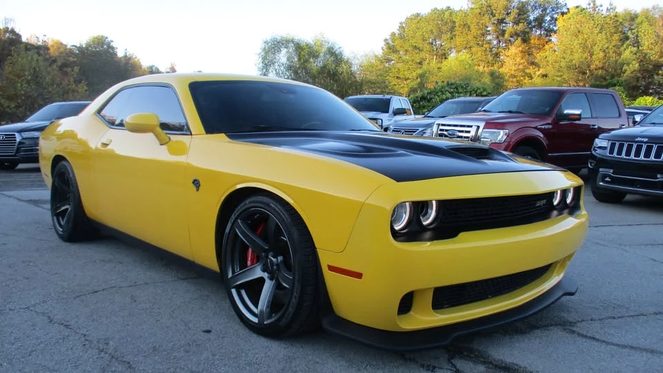 2017 Dodge Challenger SRT Hellcat 3rd Gen - Image 4 of 17