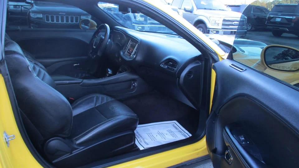 2017 Dodge Challenger SRT Hellcat 3rd Gen - Image 12 of 17