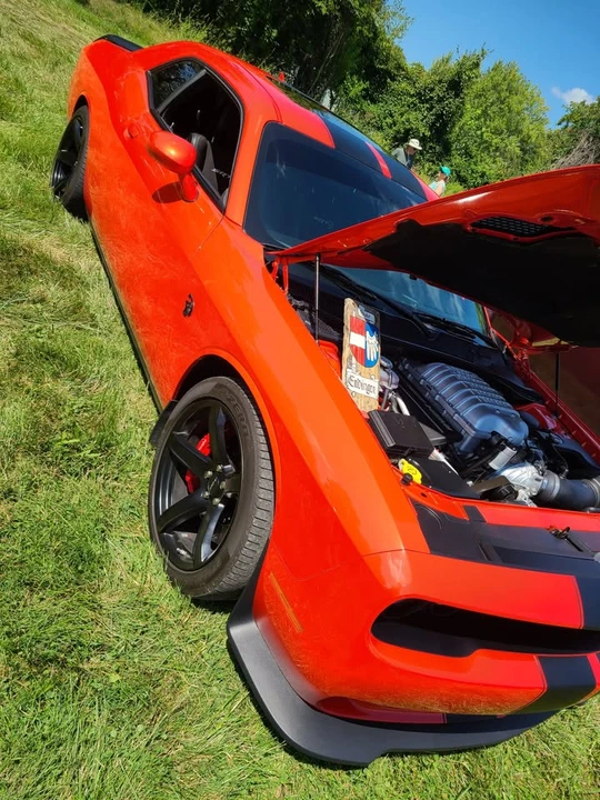 2017 Dodge Challenger SRT Hellcat 3rd Gen - Image 2 of 10