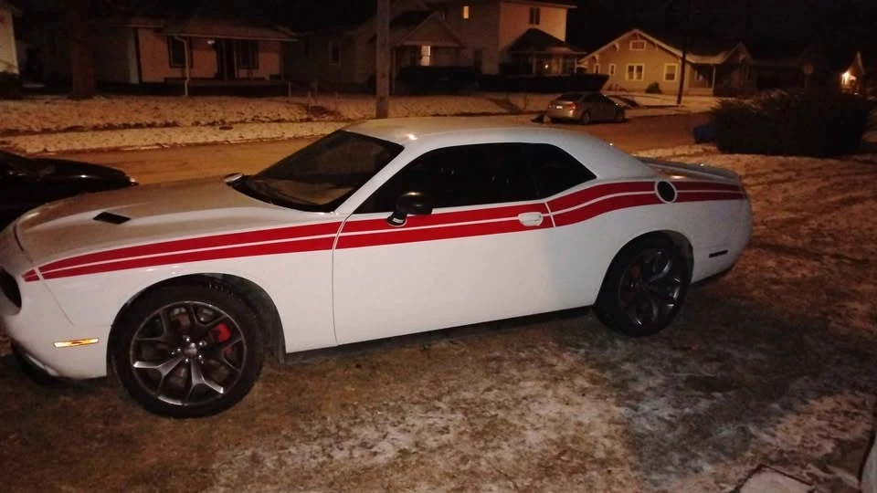 2017 Dodge Challenger 3rd Gen - Image 4 of 12