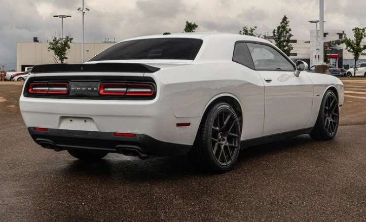 2017 Dodge Challenger 3rd Gen - Image 3 of 7