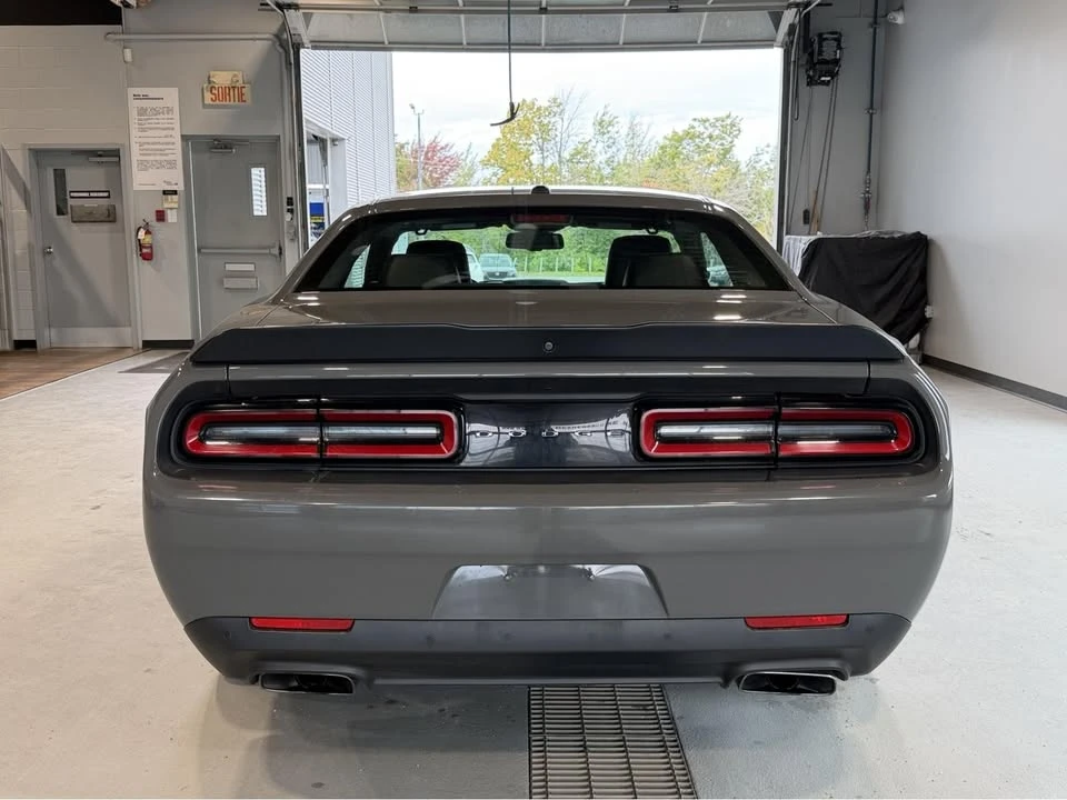 2017 Dodge Challenger 3rd Gen - Image 6 of 17