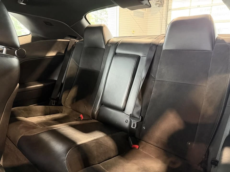 2017 Dodge Challenger 3rd Gen - Image 11 of 17