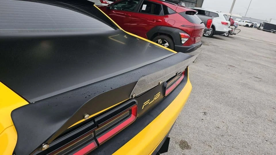 2017 Dodge Challenger 3rd Gen - Image 8 of 10