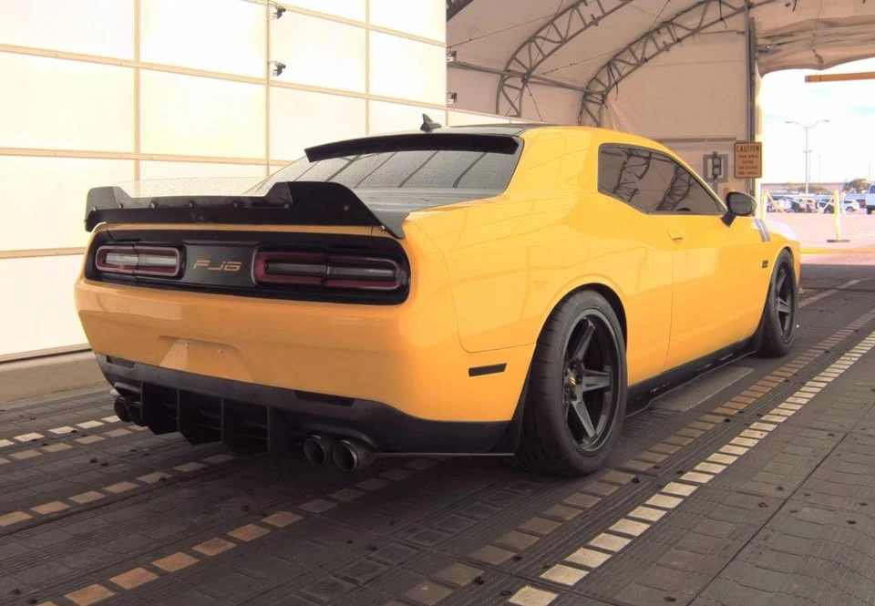2017 Dodge Challenger 3rd Gen - Image 6 of 10