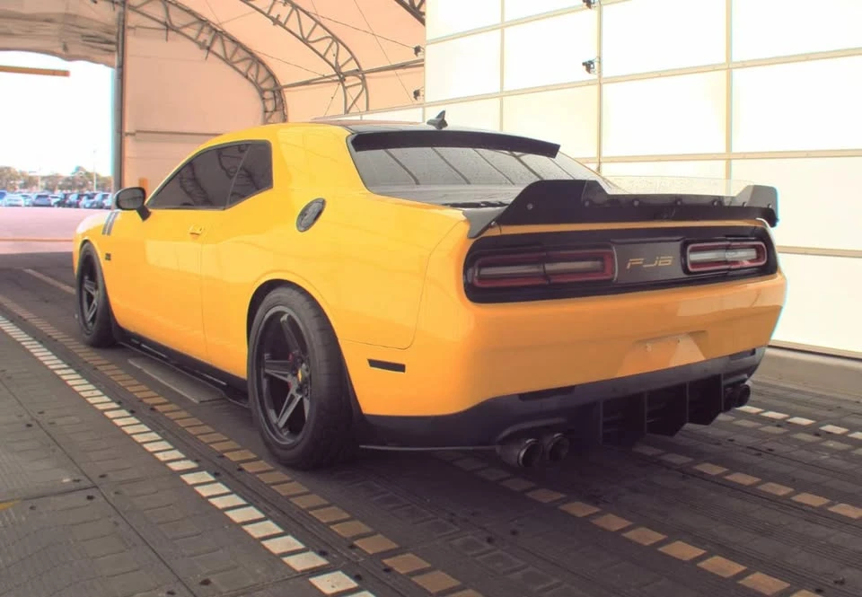 2017 Dodge Challenger 3rd Gen - Image 7 of 10
