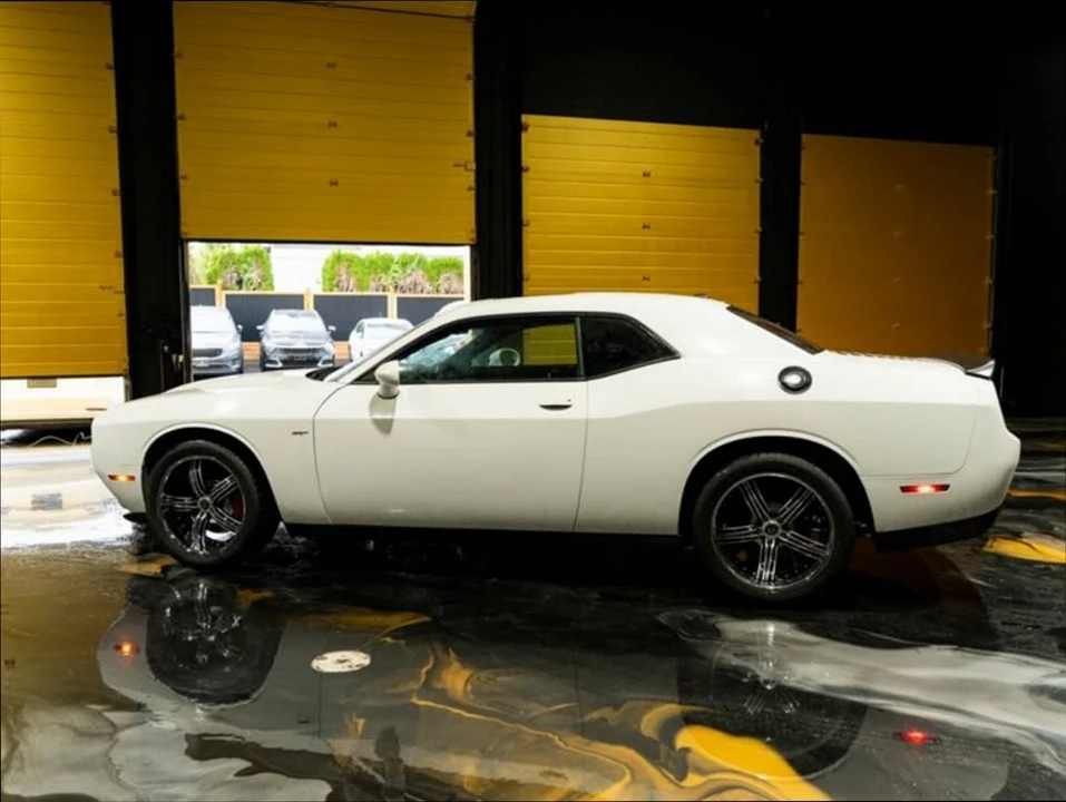 2017 Dodge Challenger 3rd Gen - Image 15 of 20