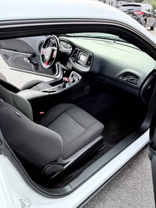 2017 Dodge Challenger 3rd Gen - Image 13 of 14