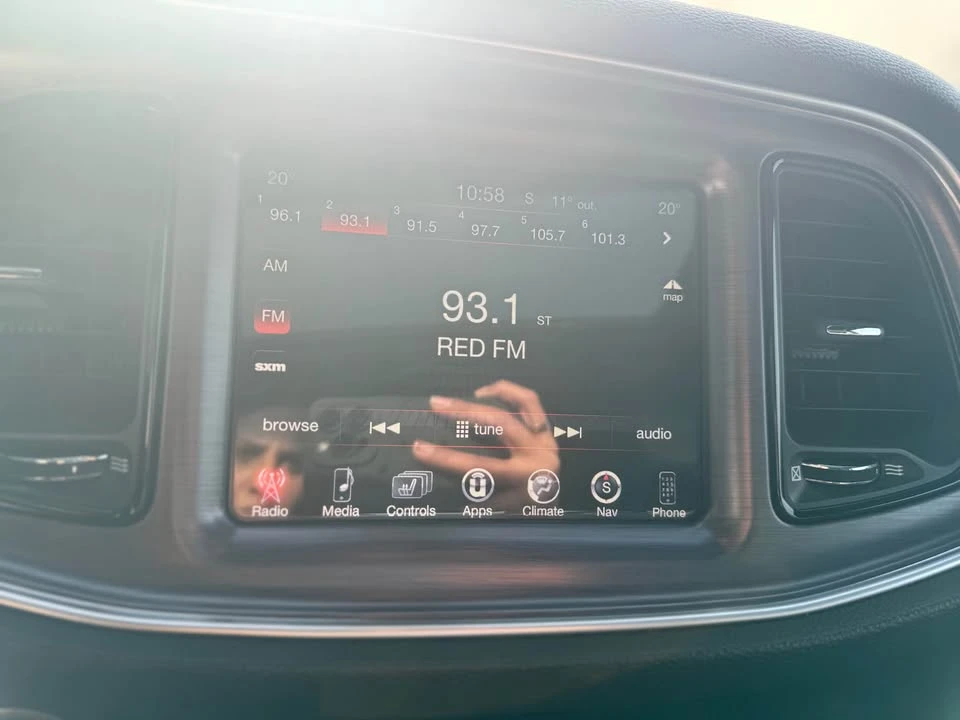 2017 Dodge Challenger 3rd Gen - Image 5 of 10