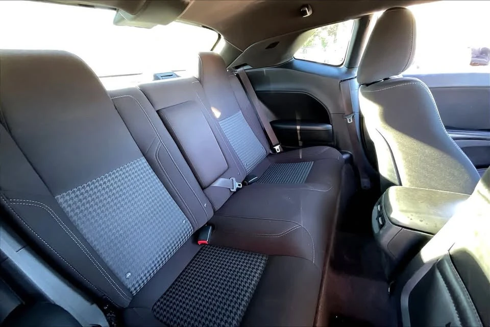 2017 Dodge Challenger 3rd Gen - Image 6 of 9