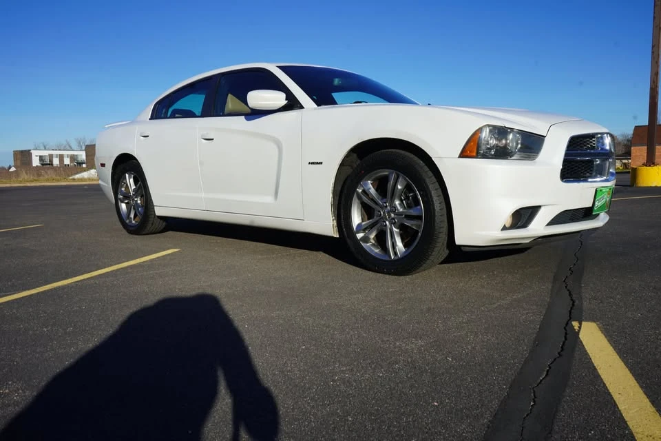 2017 Dodge Charger 7th Gen - Image 9 of 20