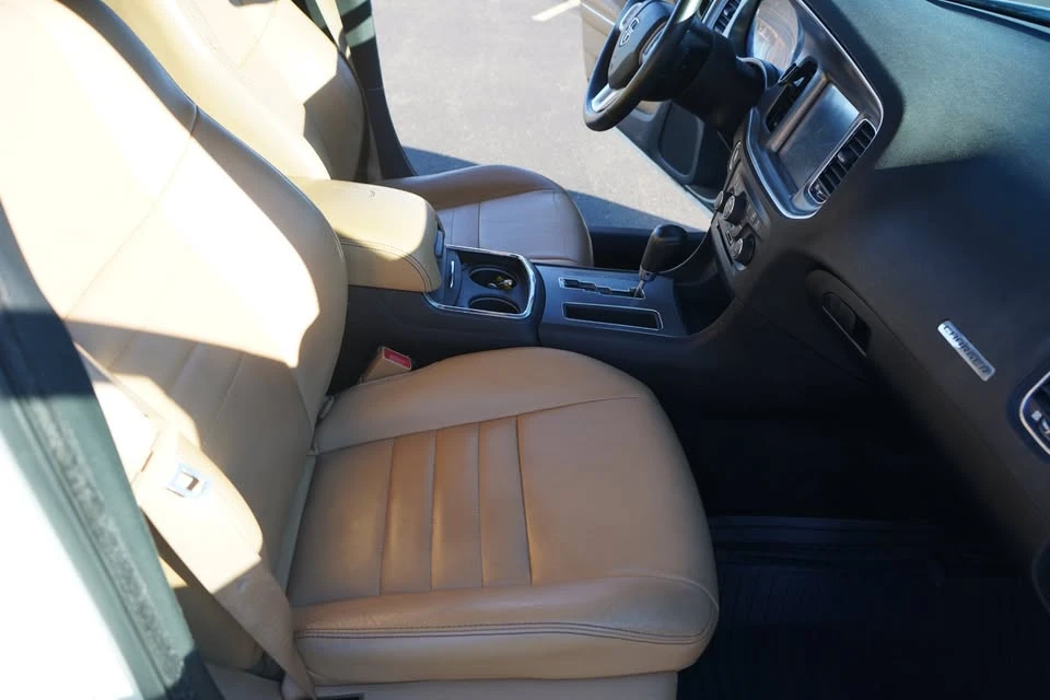 2017 Dodge Charger 7th Gen - Image 13 of 20